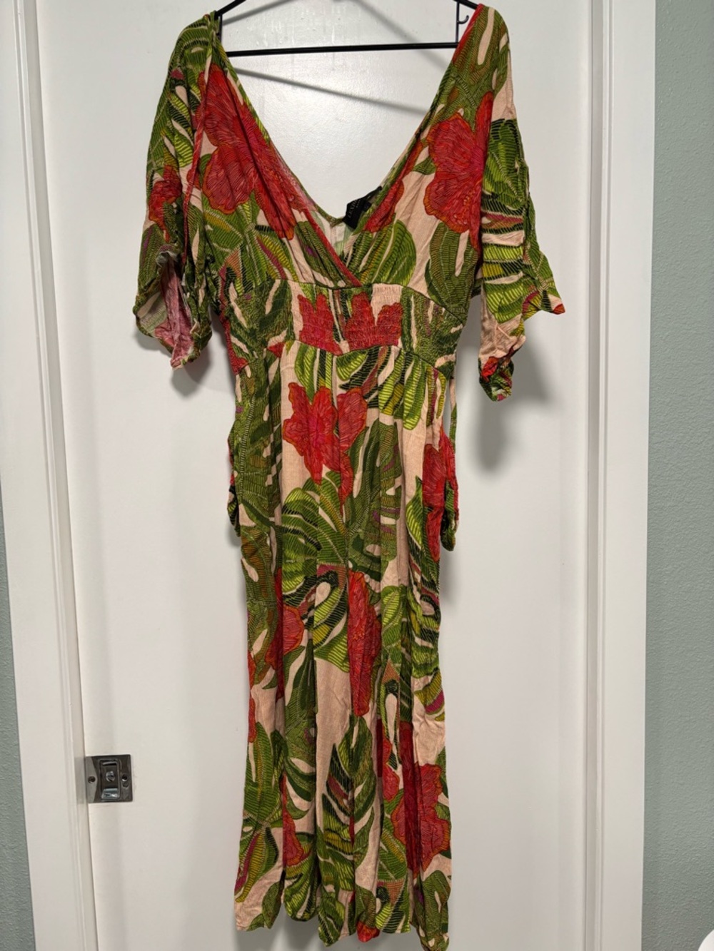 Lexbreezy Women's Floral V-Neck jumperin Green and Red